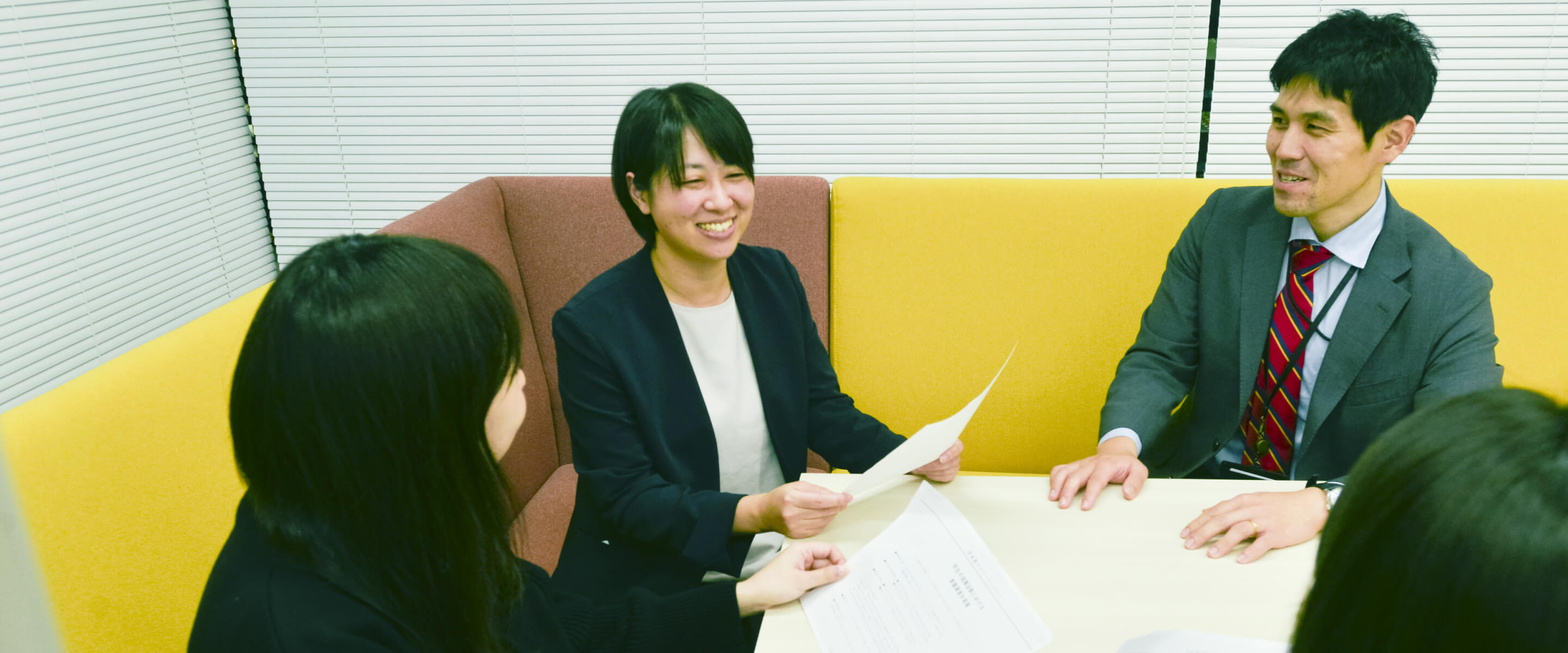仕事内容 人事チームの一員として、社員の勤怠管理や契約社員の雇用契約の管理などを担当。