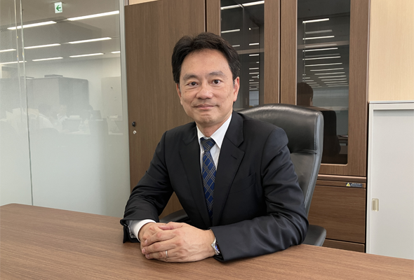 代表取締役社長　雨宮 愼吾